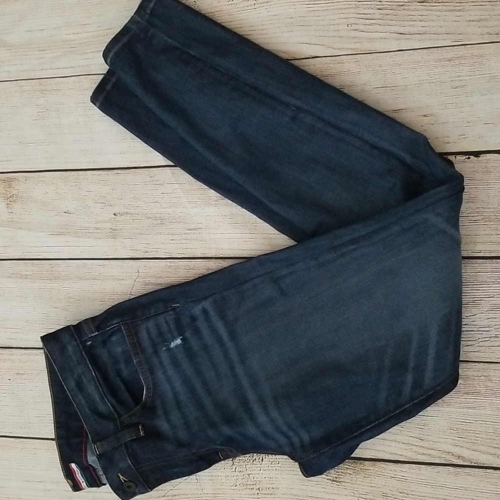 Tommy Hilfiger Distressed Jeans